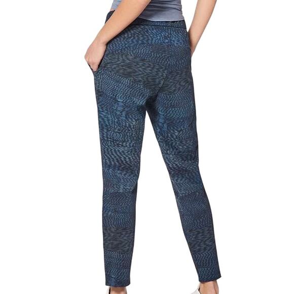 Lululemon On The Fly Pant Linear Flux Battleship Multi Women's Size 4 EUC - Picture 2 of 9